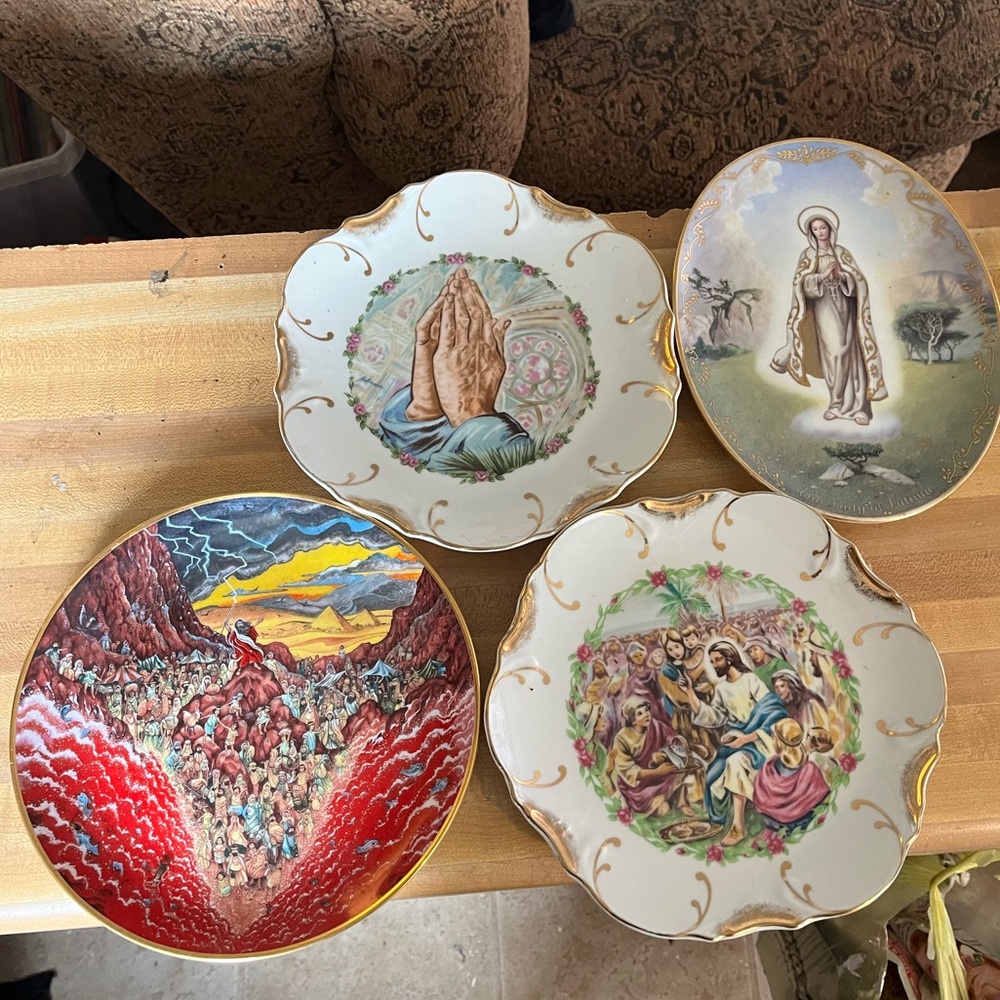 Decorative Religious Art Plates Set